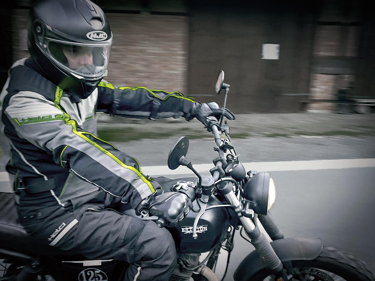 Läuft - dank B196 mit der 125er auch auf zwei Rädern mobil