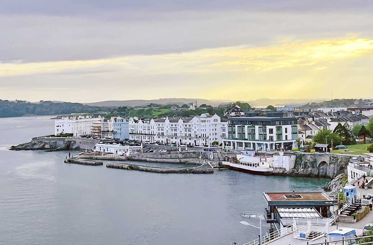 Motorradtour Südengland - Der Hafen von Plymouth Motorradtour Südengland - Der Hafen von Plymouth