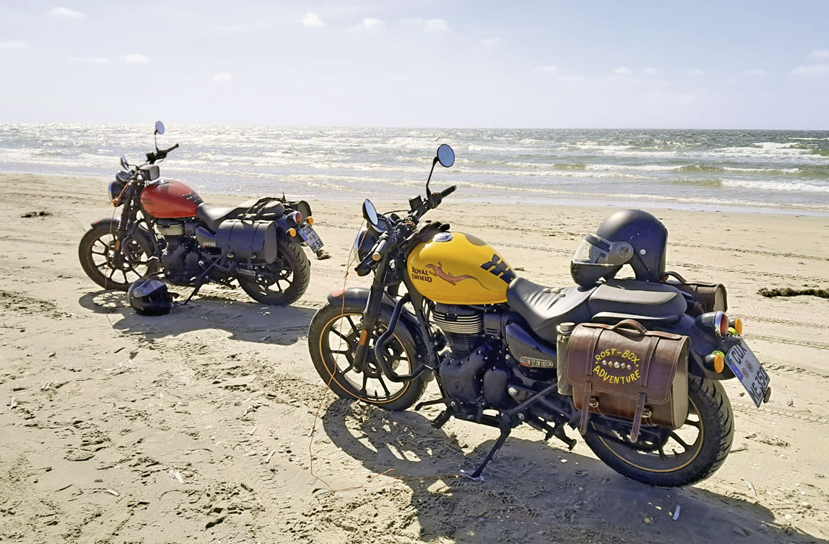 Royal Enfield Meteor 350 Fireball