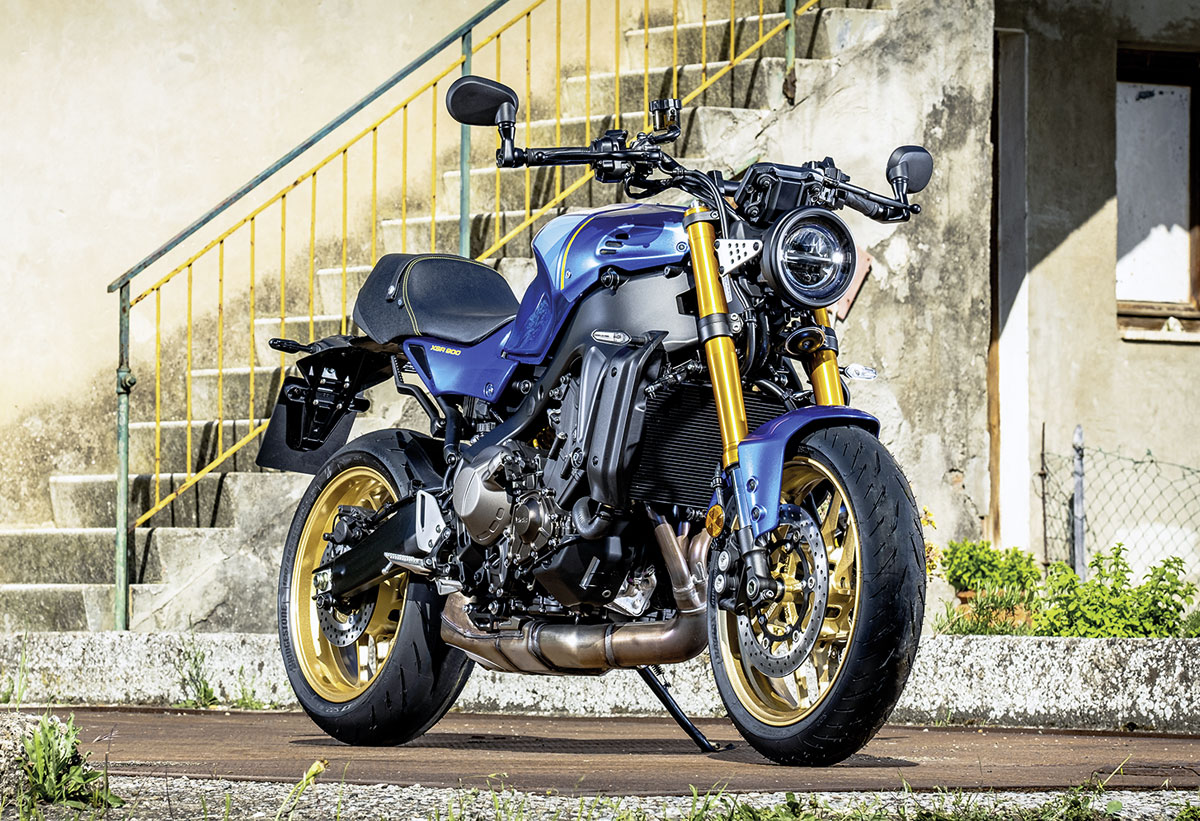 Bulliger Dreizylinder - Yamaha XSR 900 Bulliger Dreizylinder - Yamaha XSR 900