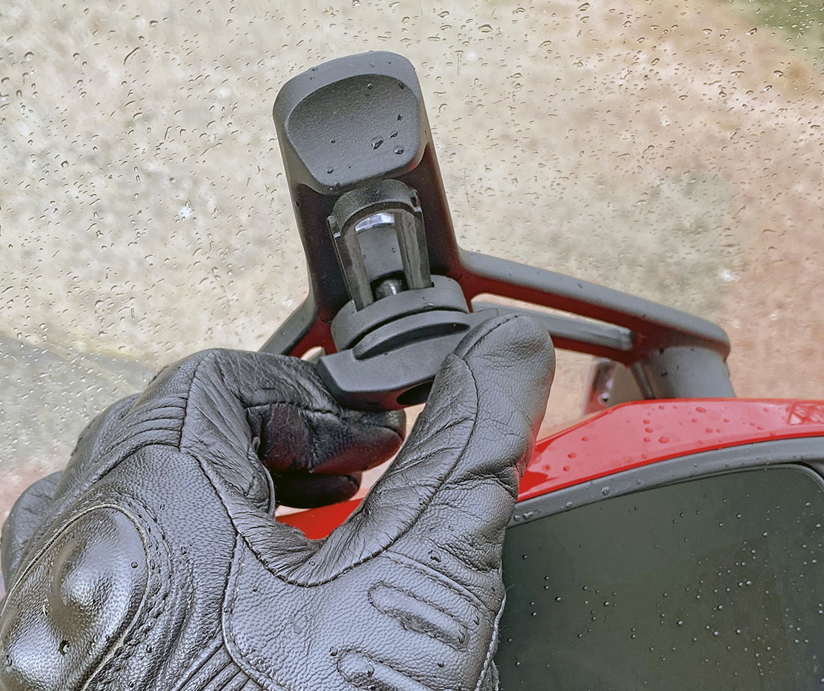 Praktisch: leicht verstellbares Windschild Praktisch: leicht verstellbares Windschild