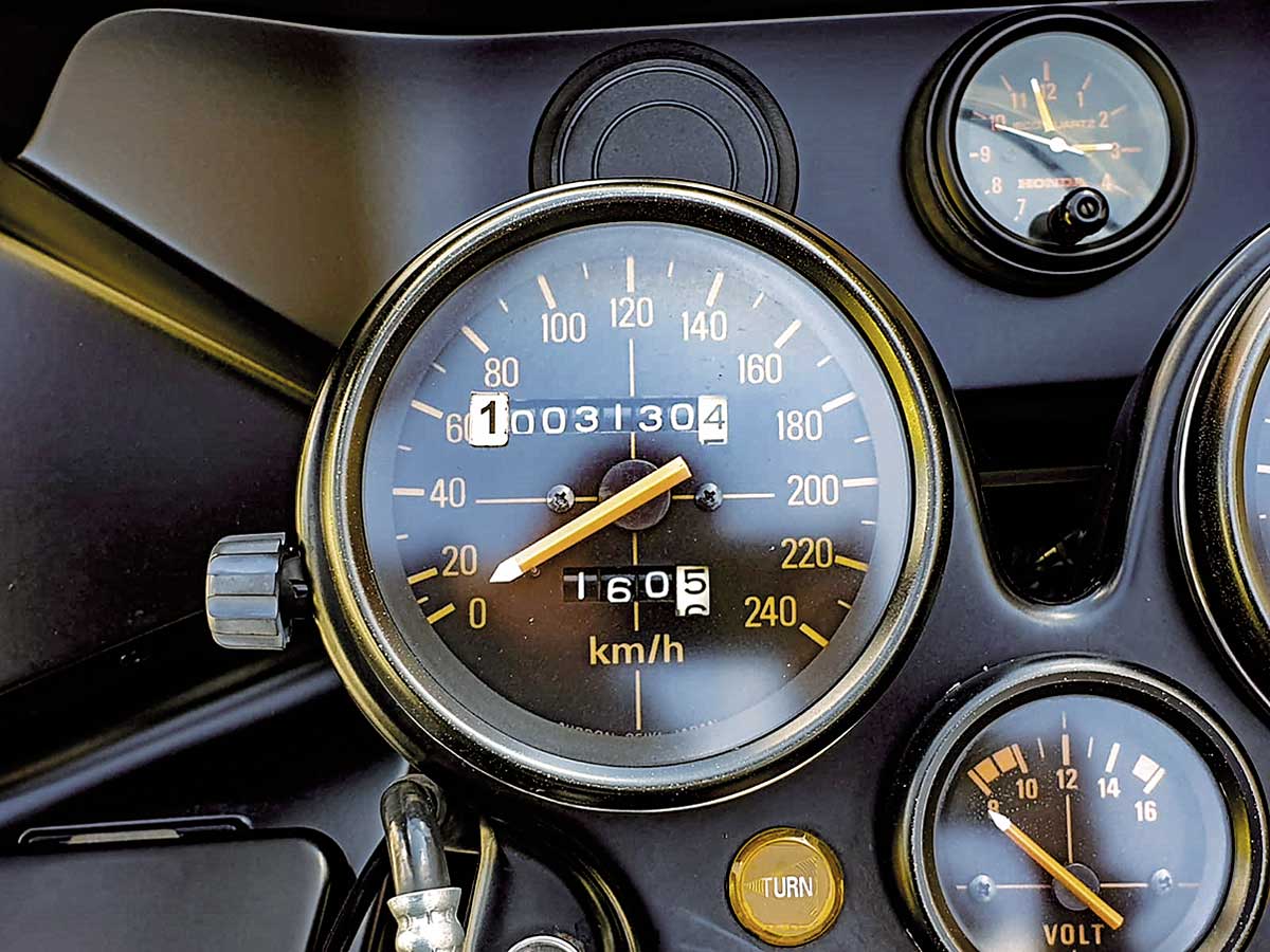 Der Millionentacho - Honda CBX1000