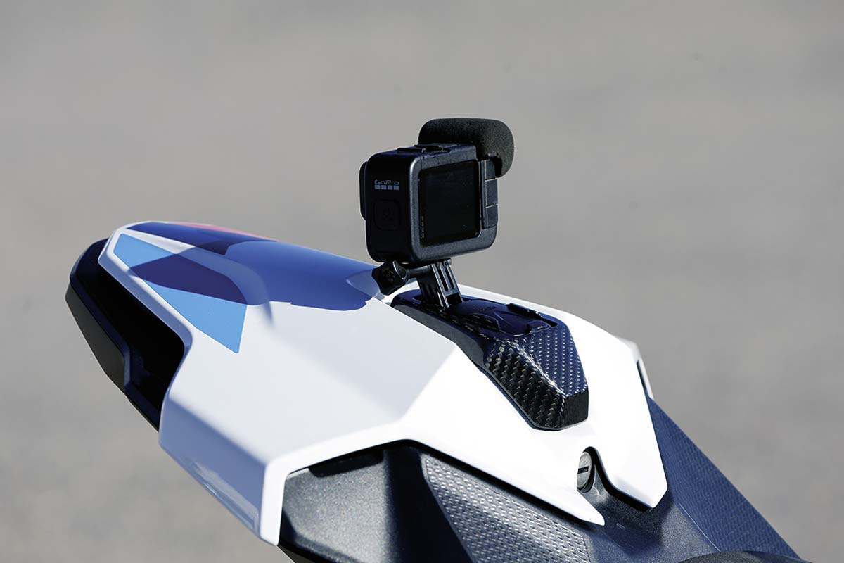 Halterung für GoPro & Co. ab Werk