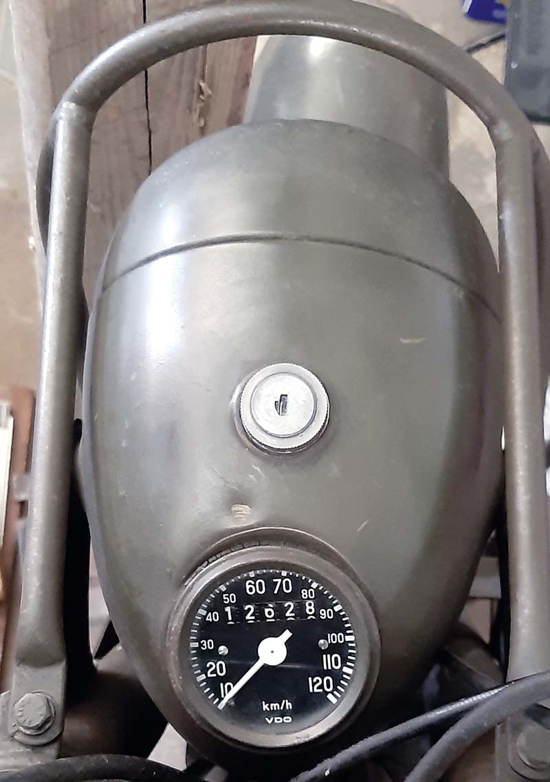 Rudimentäres Cockpit Rudimentäres Cockpit