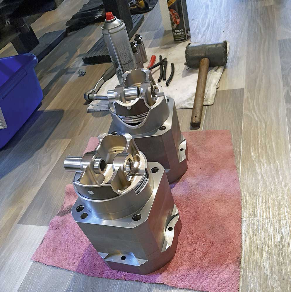 Neue Kolben und Zylinder