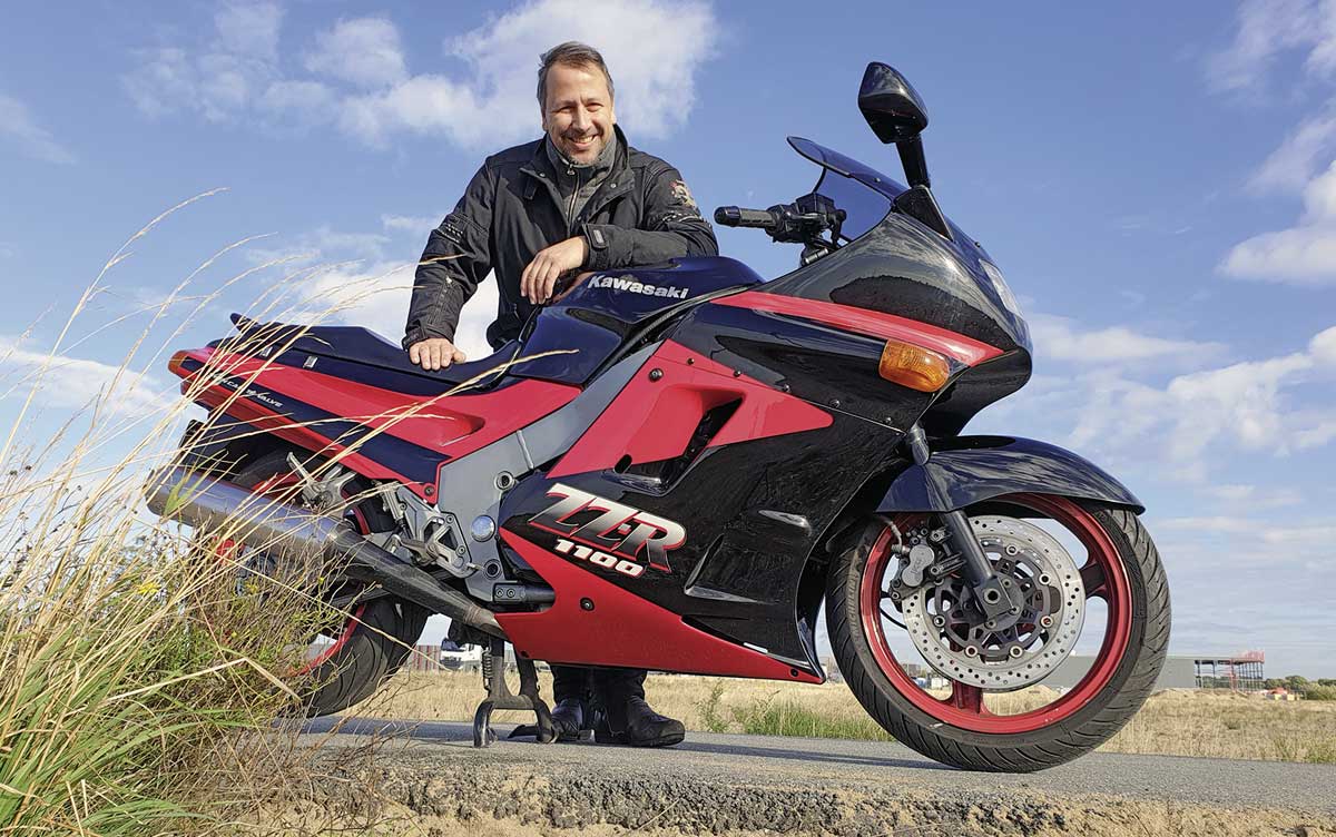 Die Kawasaki ZZR 1100 - in den 1990ern für Speedfreaks der Knaller …