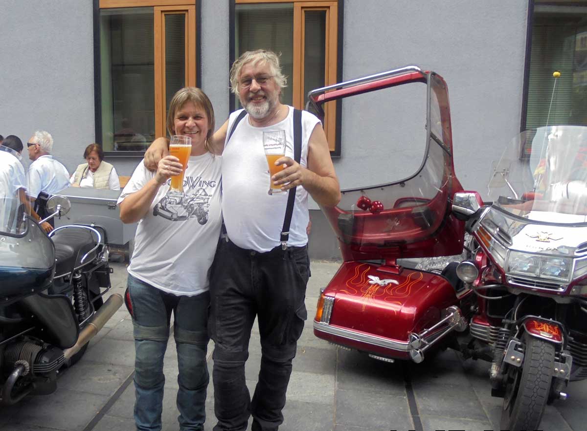 Prost - Michaela und Frank