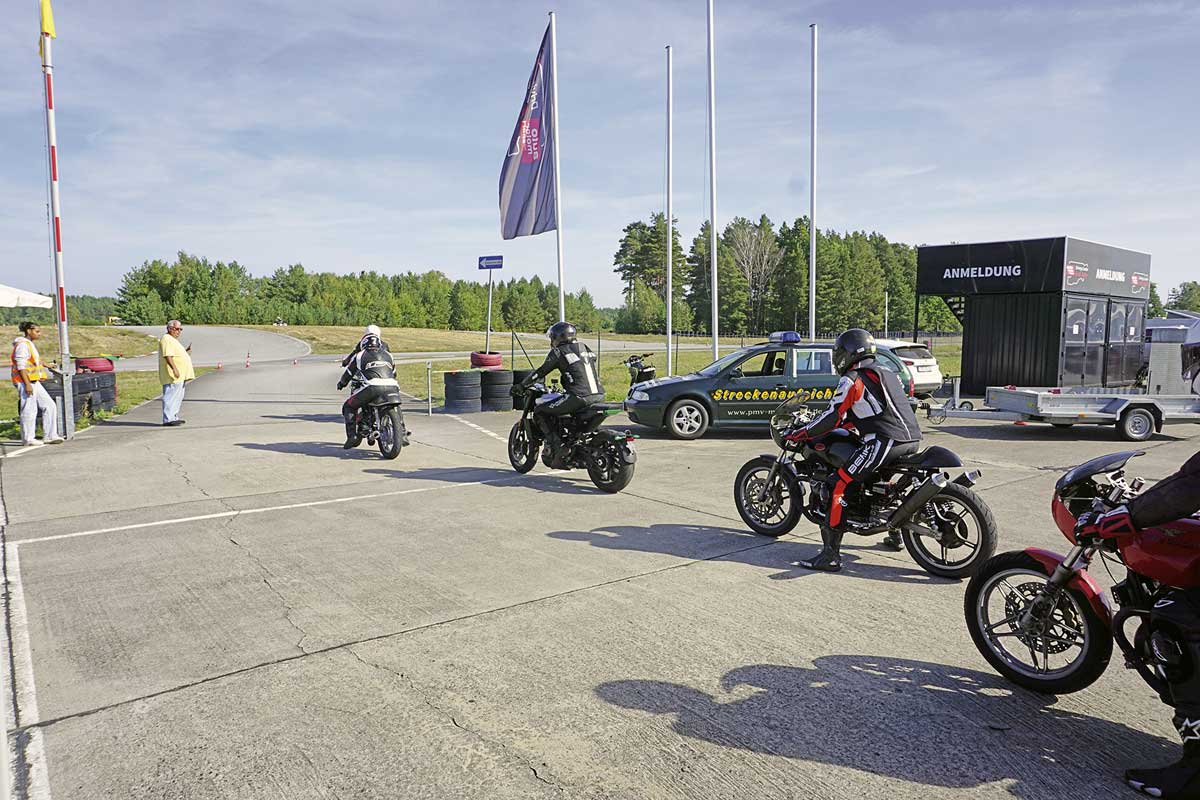 Auf geht's - die Strecke ist frei