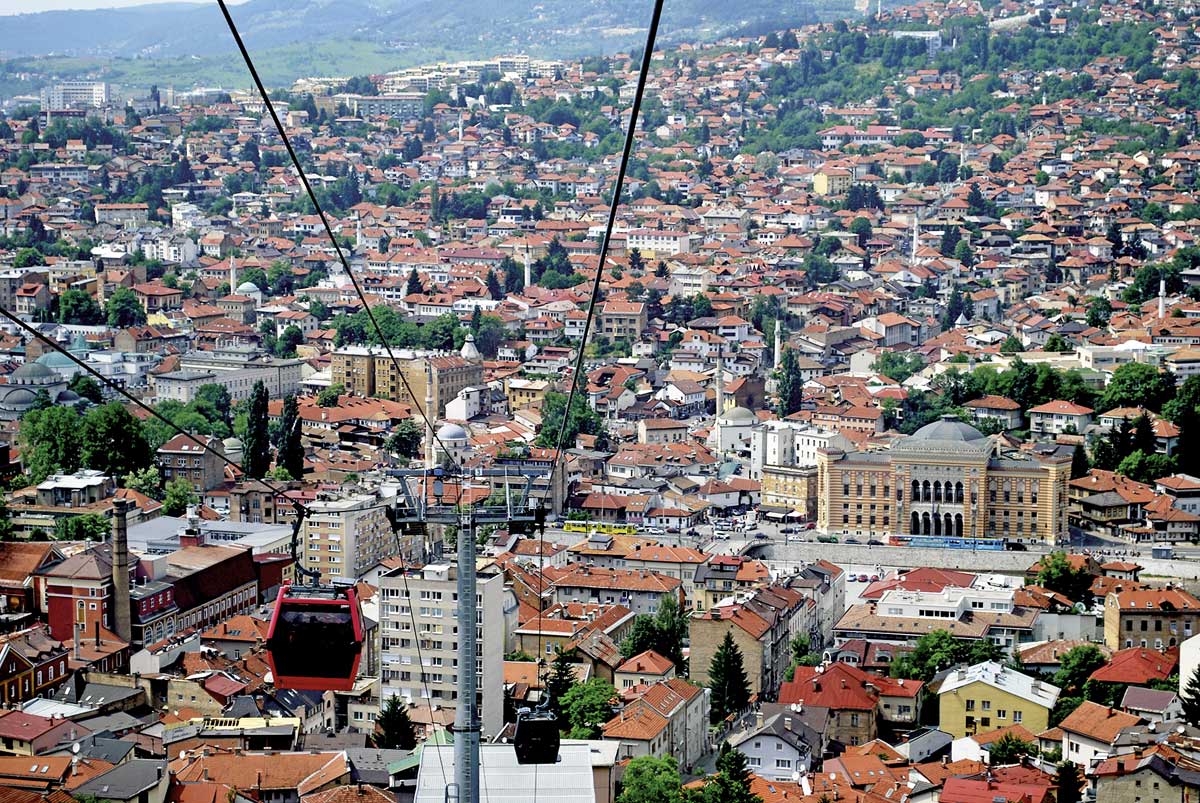 Mit der Seilbahn über Sarajevo