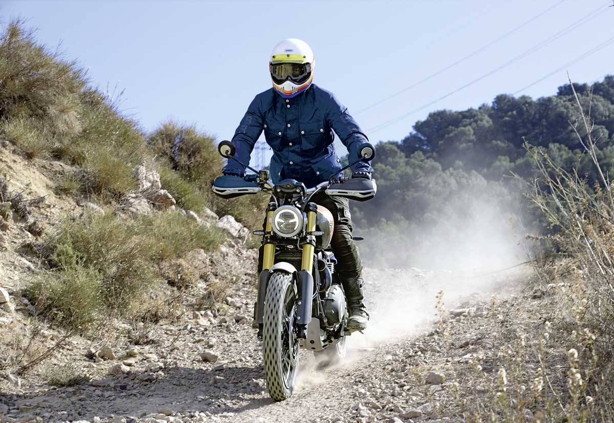 Offroad können beide im Scrambler-Rahmen