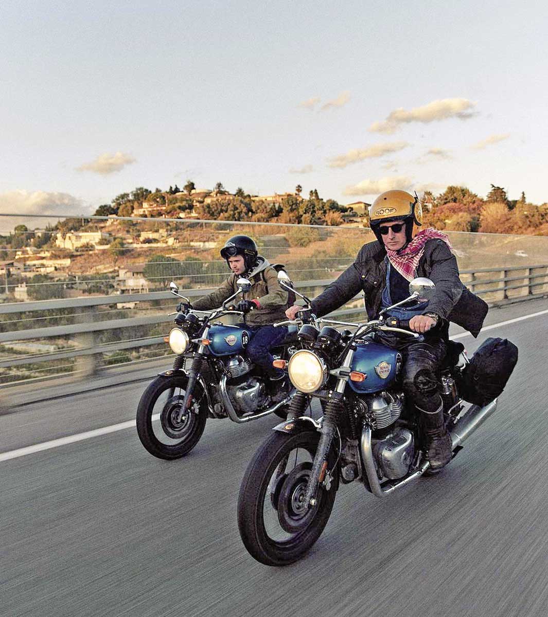 Royal Enfield passen gut ins Bild