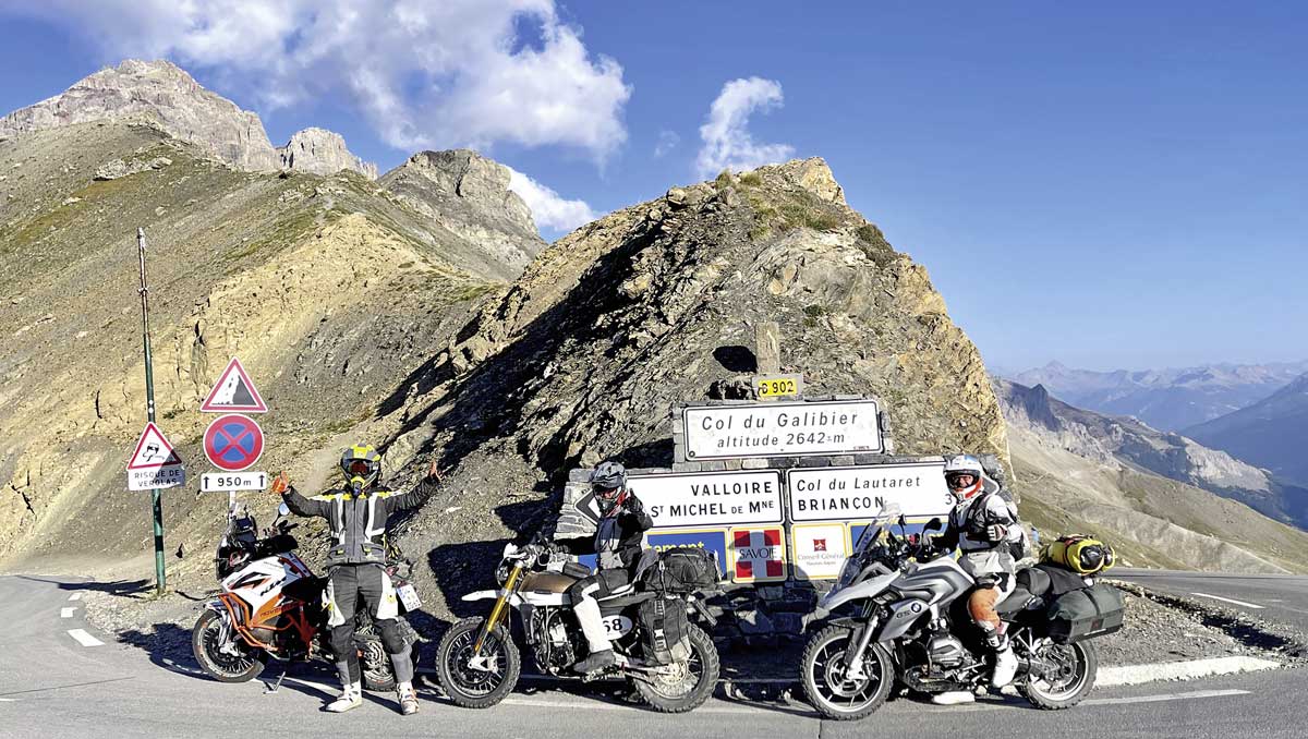 Team-Foto auf dem Col de Gabilier