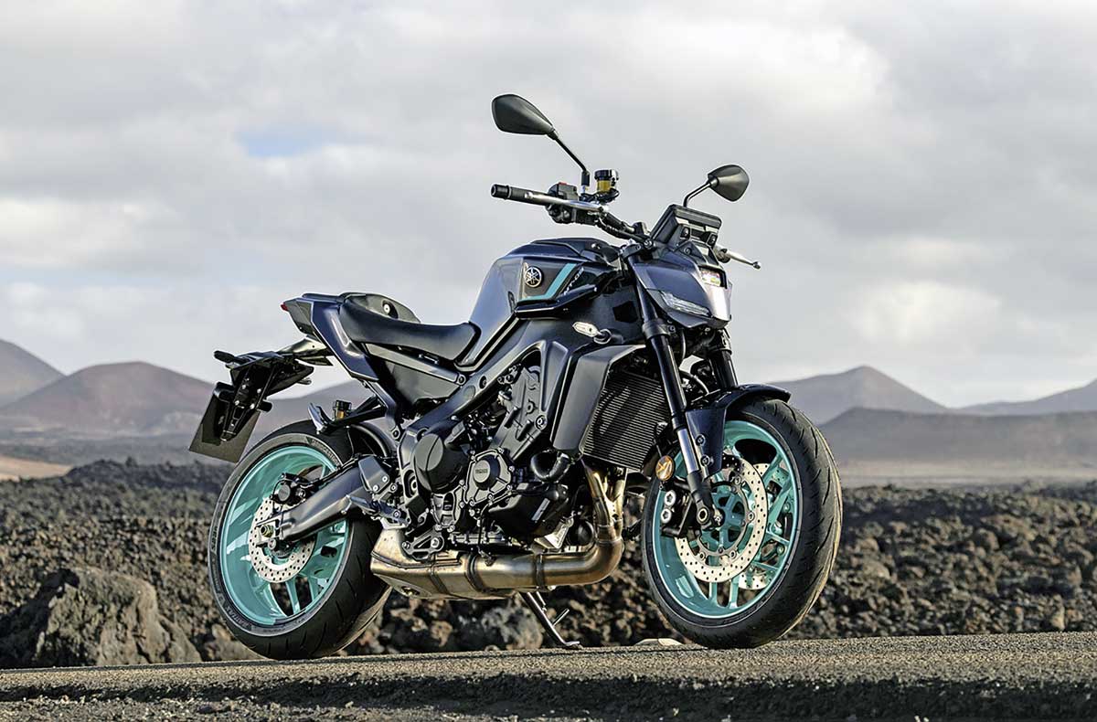 Die Lampenmaske erinnert an Marvels Iron Man