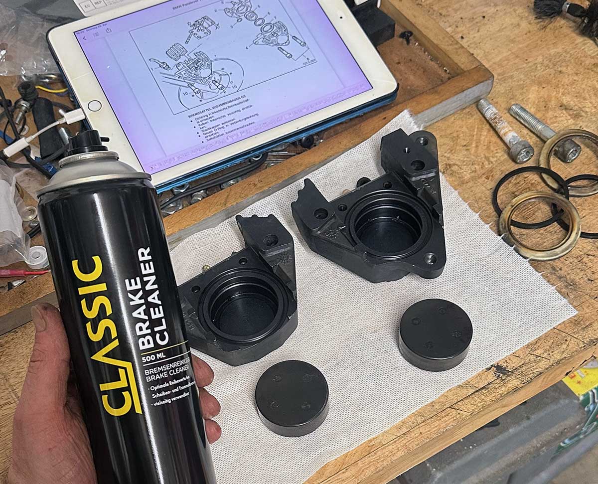 Bremsenreiniger gehört in jede Werkstatt - nicht nur für die Bremsen