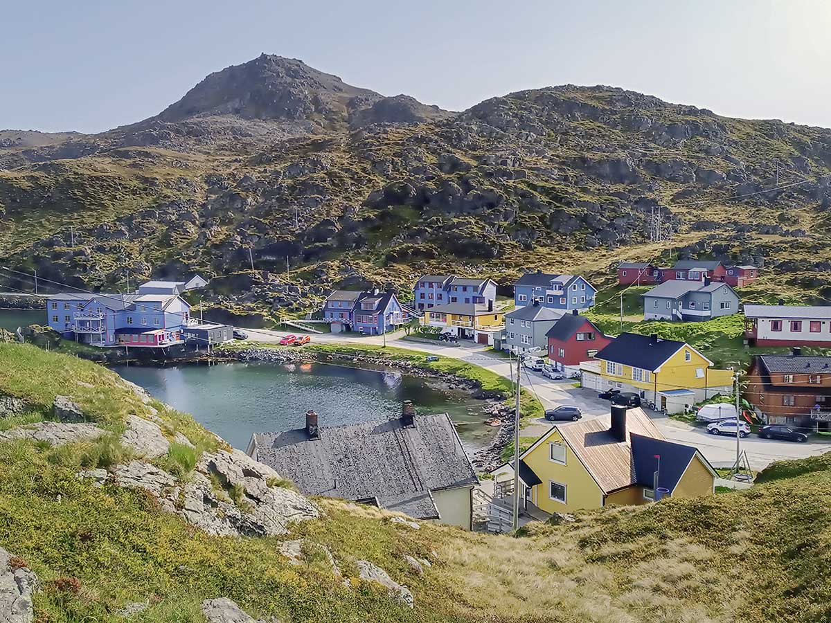 Ausgiebige Rast im Fischerdorf Kamøyvær (Norwegen)