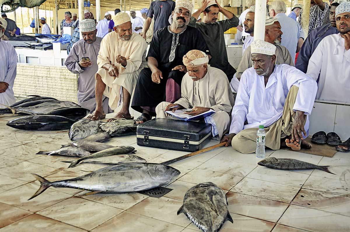 Fischauktion in Barka