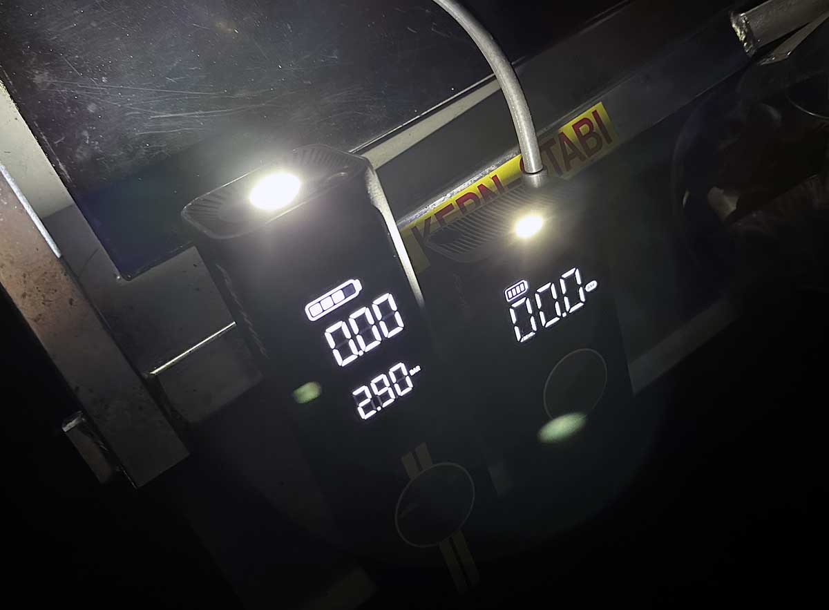 Taschenlampen und Displays im Vergleich