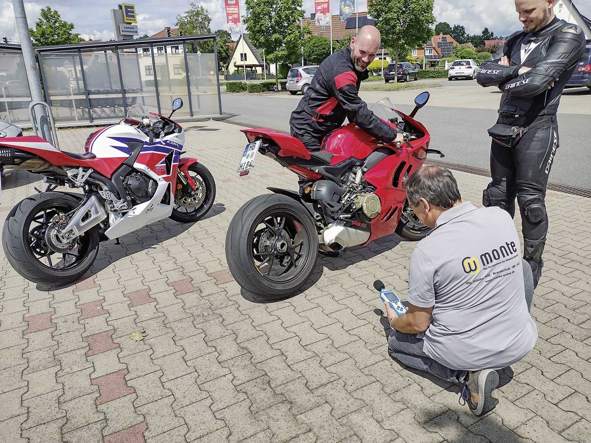Monte misst - auf Anfrage auch bei Veranstaltungen