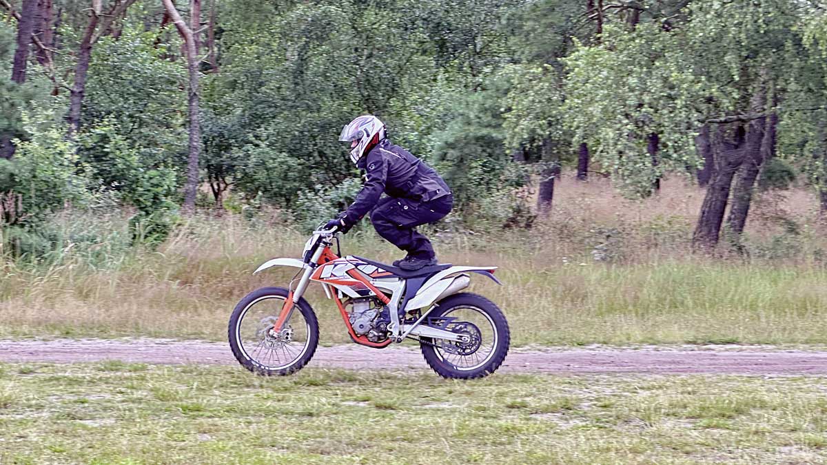 Etwas Überwindung braucht man schon, macht aber riesig viel Spaß!