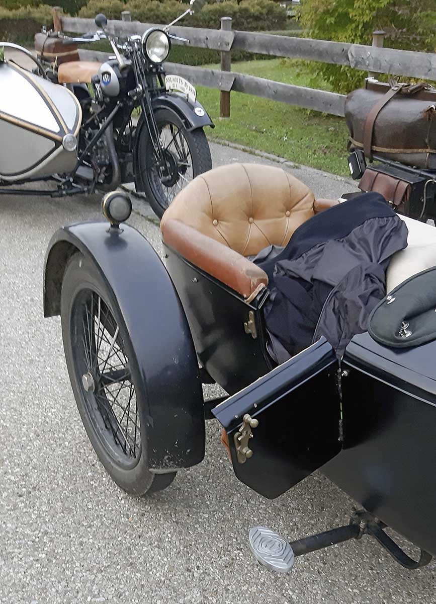 Bequemer Einstieg in den Beiwagen