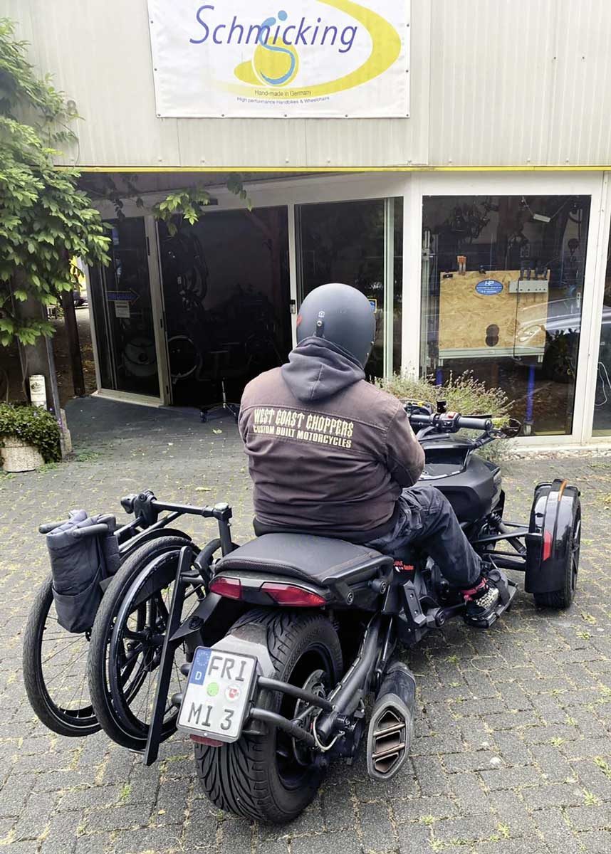 Mit dem Rolli zum Spezialisten