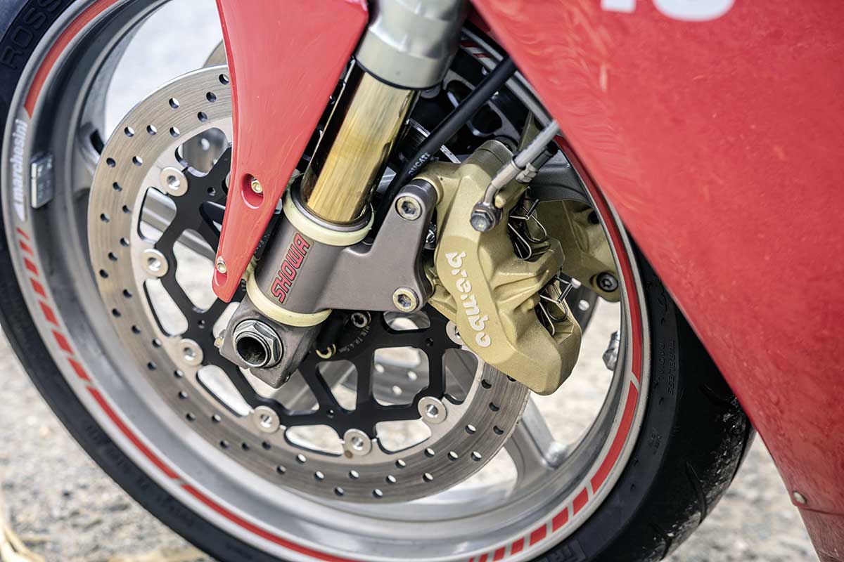Brembo ankert