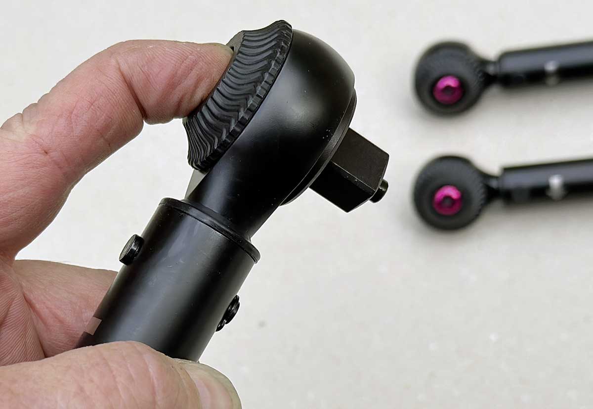 Praktischer Auswurfknopf für die Stecknüsse