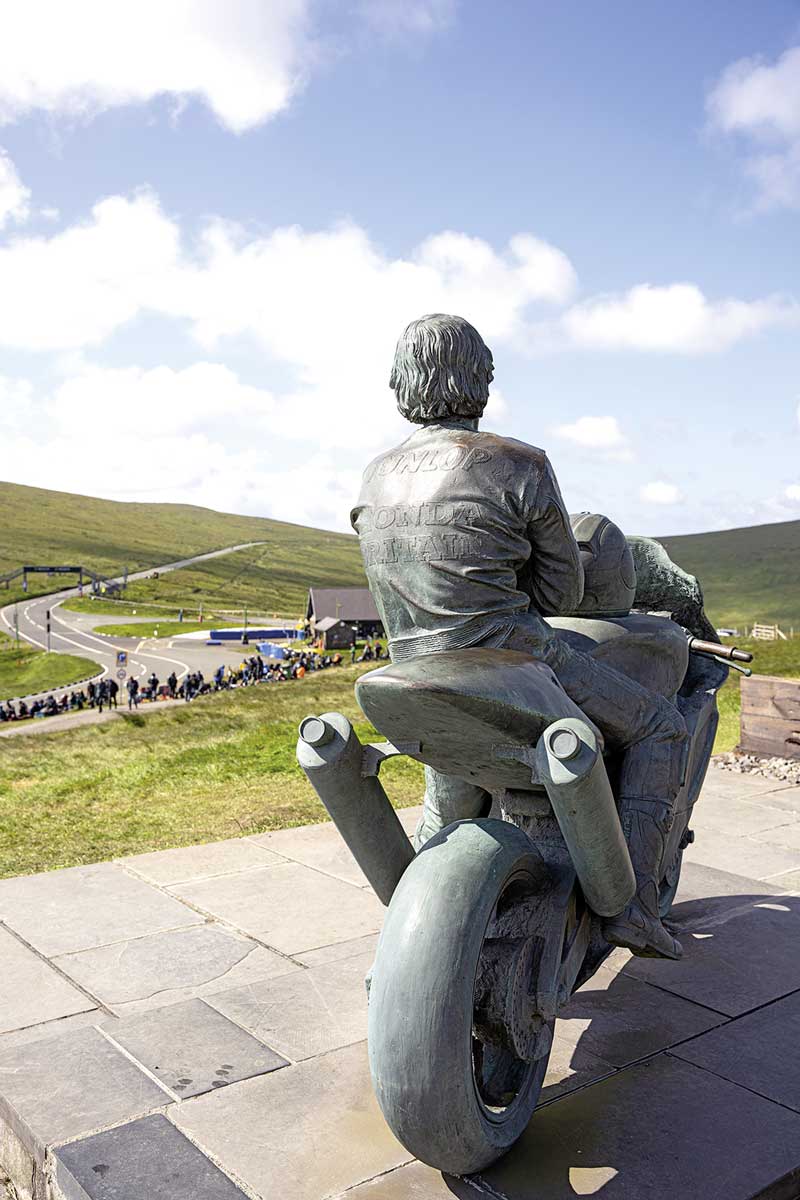 TT-Legende: Denkmal für Joey Dunlop