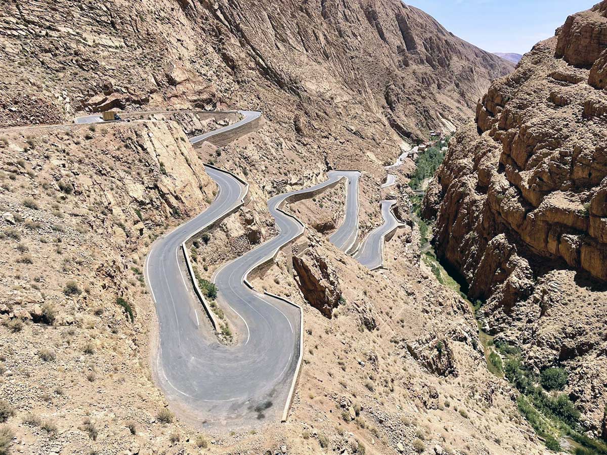 Serpentinen in der Dadesschlucht