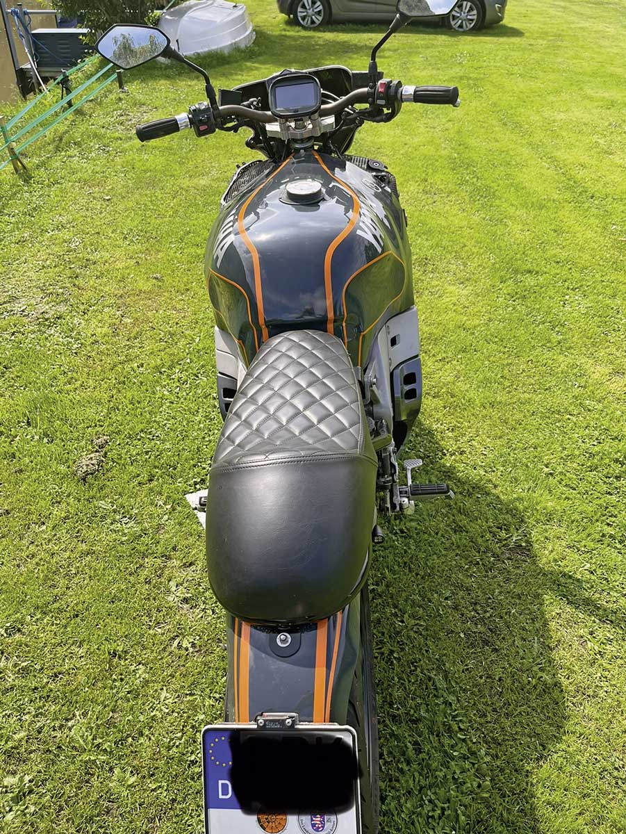 Schmale Linie, starker Motor