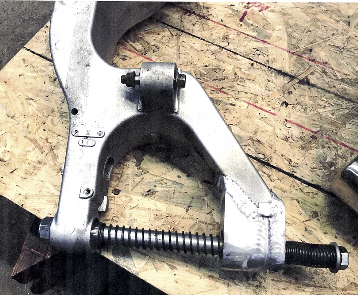 Aufschweißen der VFR-Schwinge