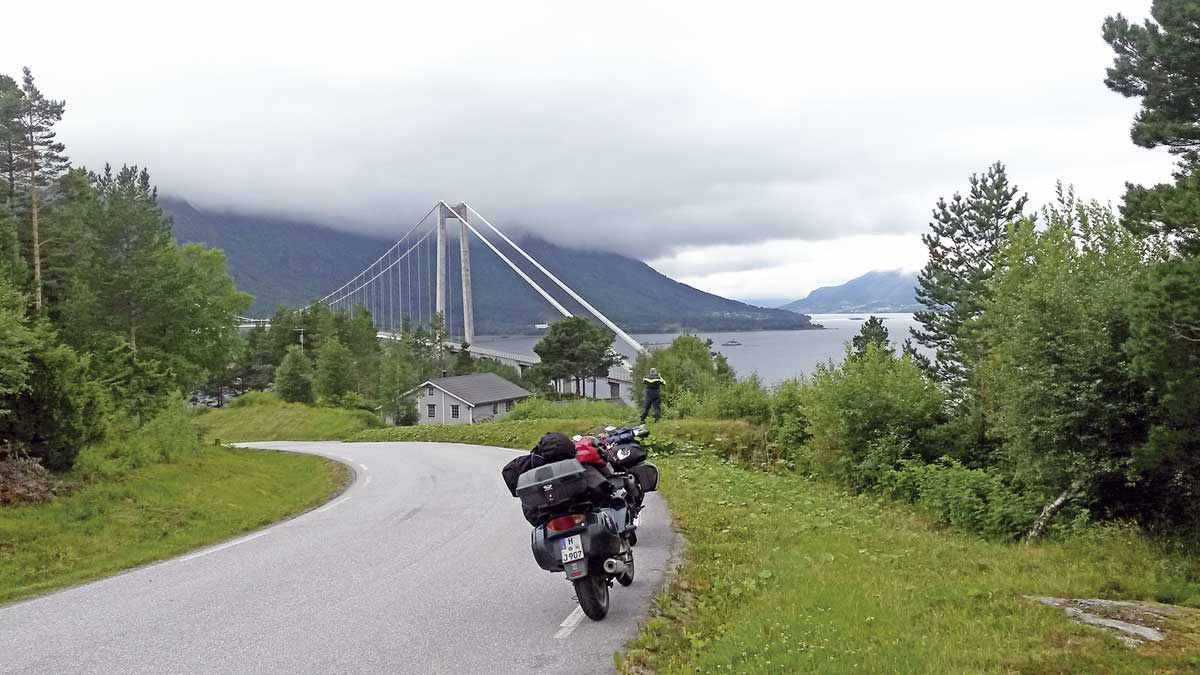 Norwegen: Fjorde und Brücken
