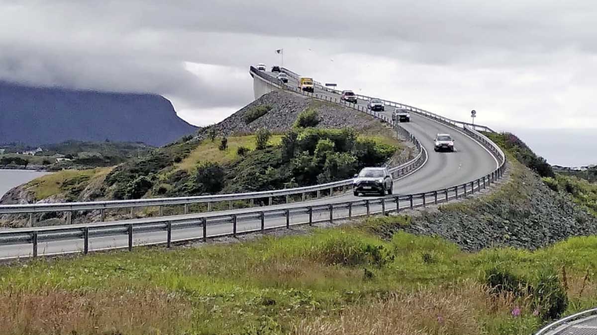 Ein Highlight: die Storseisund-Brücke