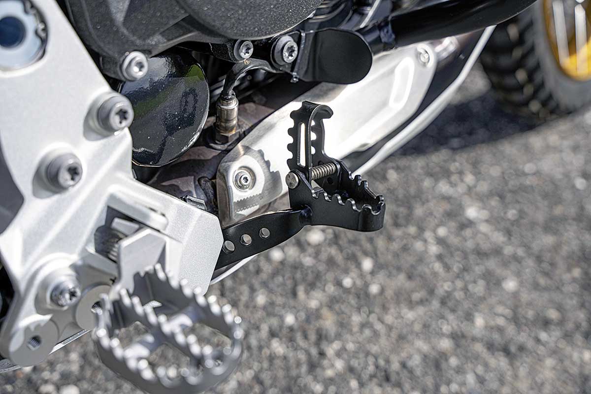 Praktische Offroad-Details wie Schnellverstellung des Bremshebels