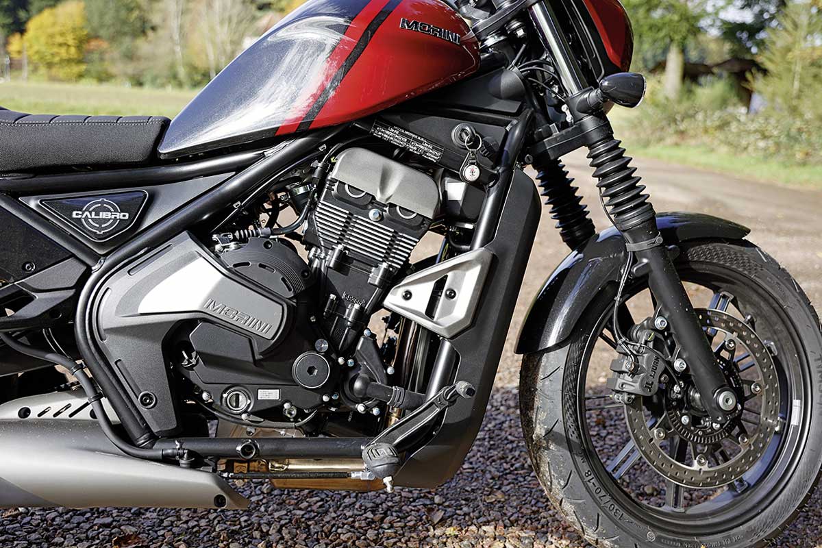 Angenehmer Motor zum Cruisen