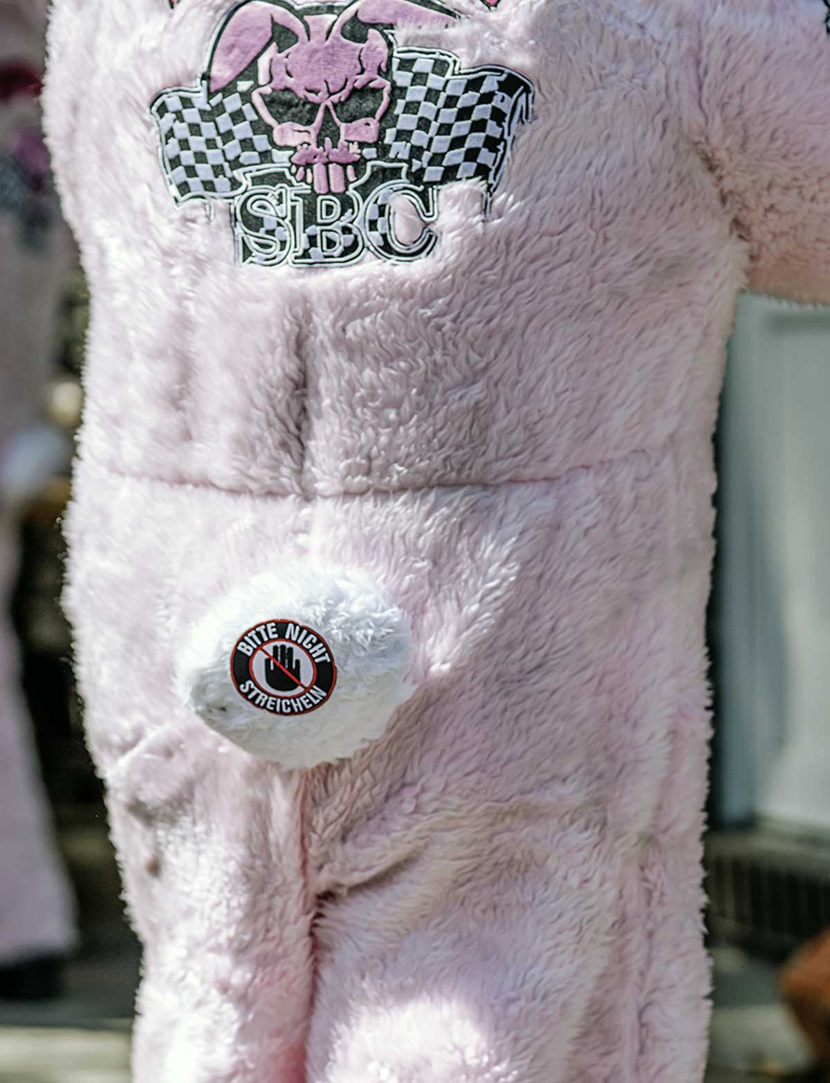 Nicht am Puschel puscheln - auch wenn es reizvoll ist …