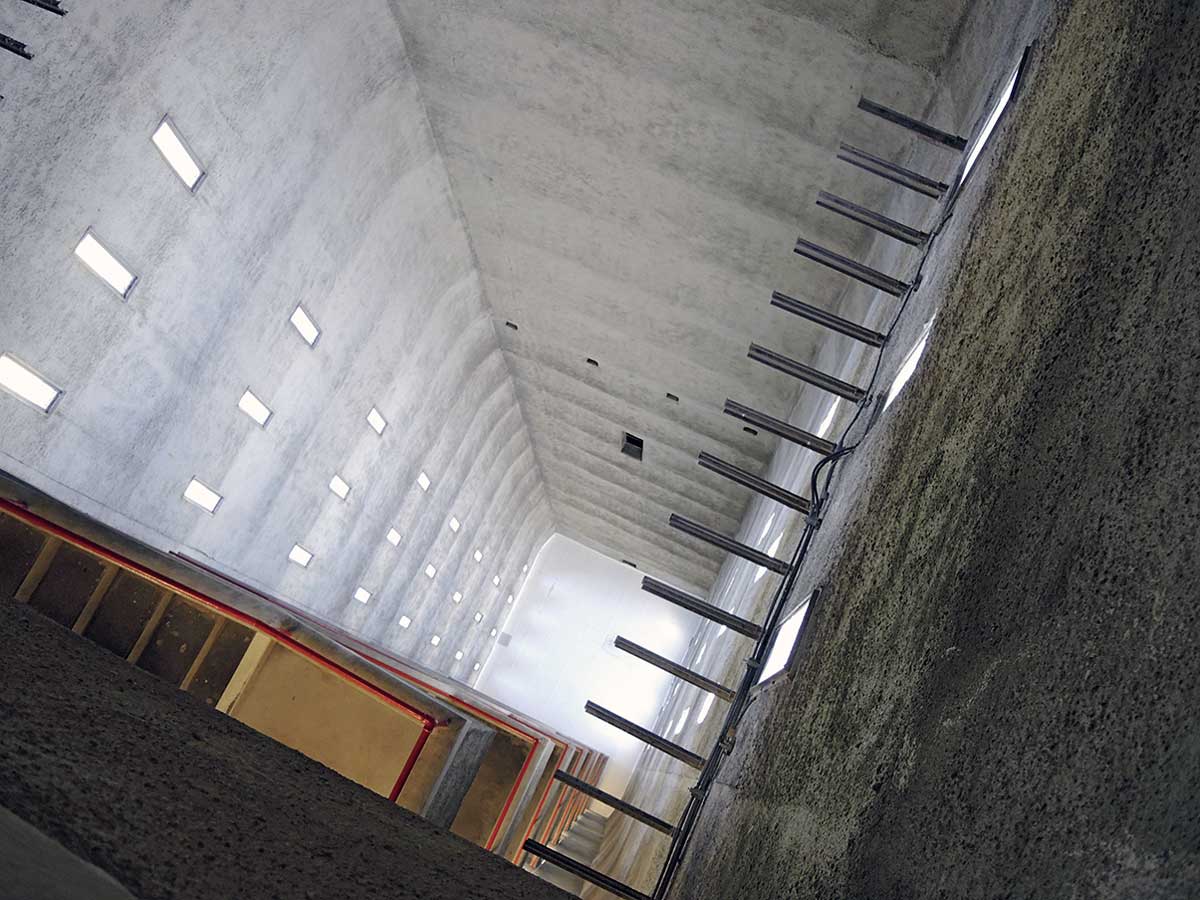 Aufstieg im Inneren des Ehrenmals - von oben gibt es eine tolle Aussicht 