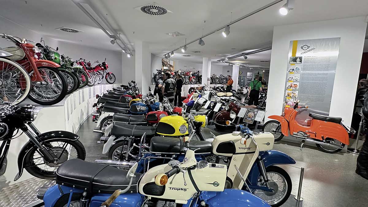 60 km/h mit Simson Schwalbe & Co. - für viele das Beste an der DDR