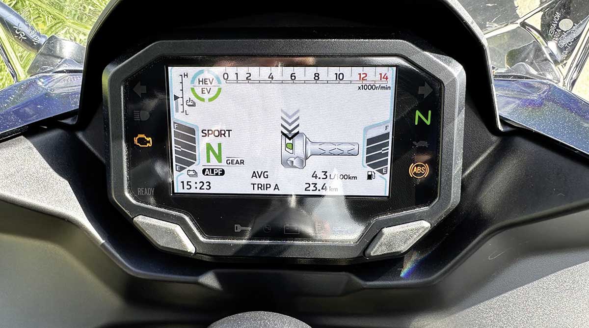 Das Cockpit bietet diverse unbekannte Informationen