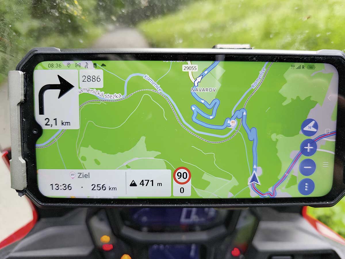 Typischer Straßenverlauf