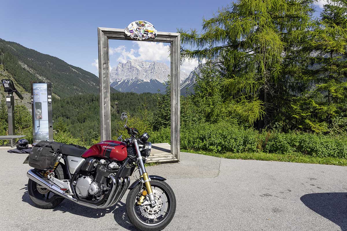 Zugspitzblick vom Fernpass aus